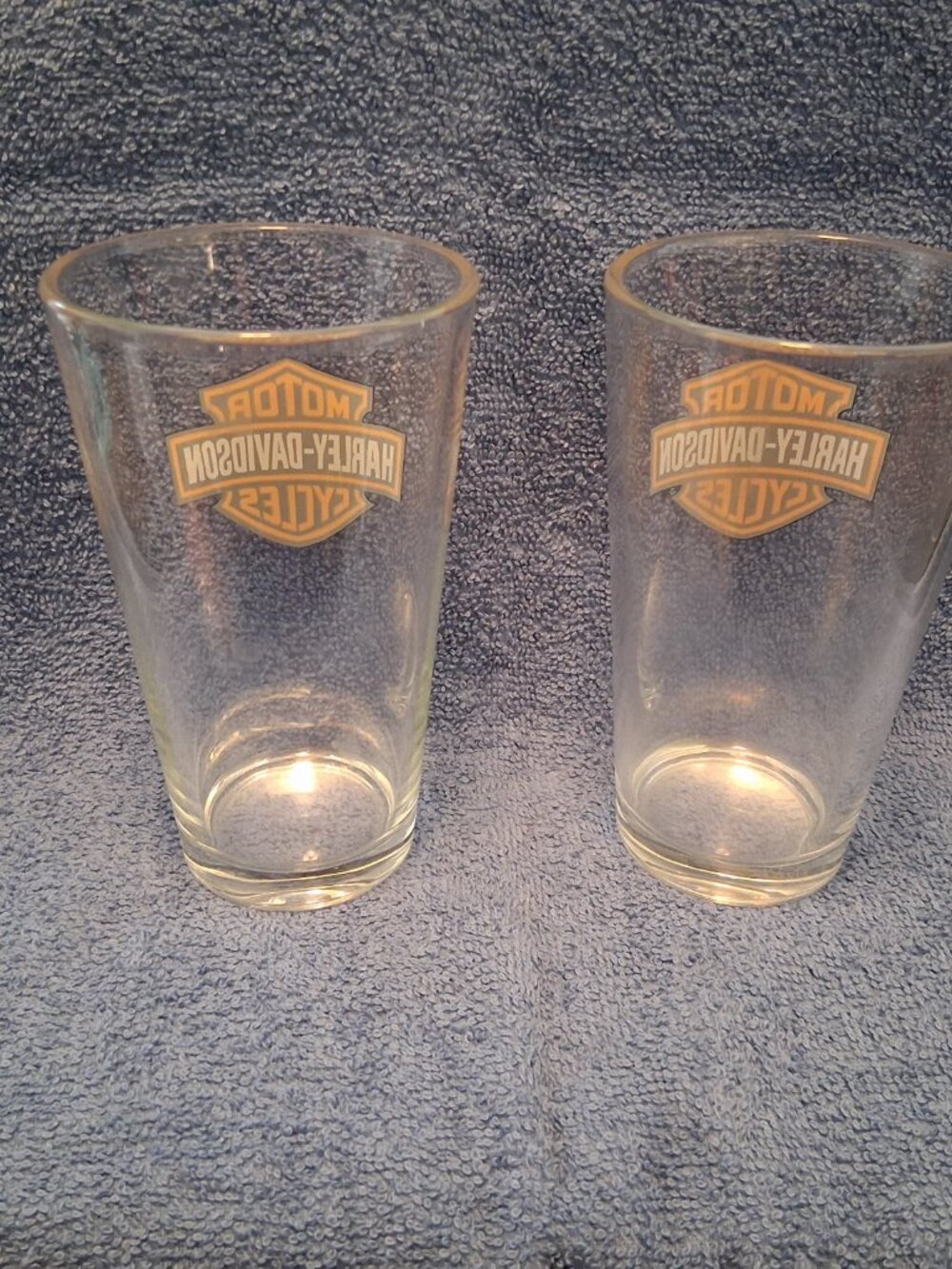 Set of 2 Harley-Davidson Motorcycles Pint Glasses - Bar & Shield Logo Barware - Picture 2 of 4